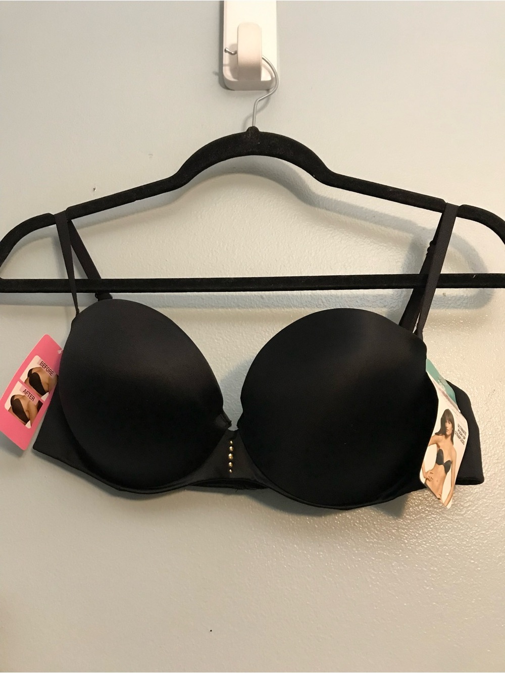 Black Strapless Push-Up Bra - Smooth Contour